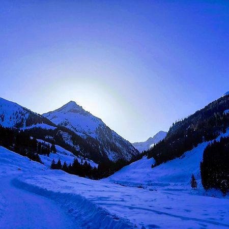 Apartmán Apart Alexandra Strass im Zillertal Pokoj fotografie